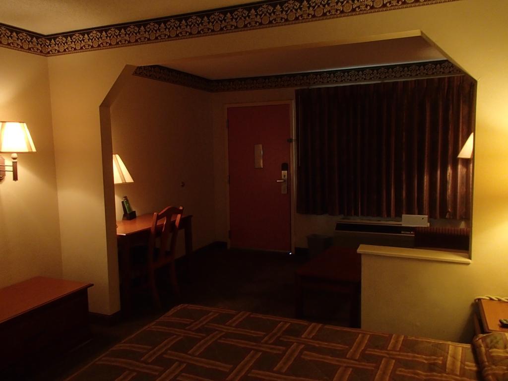 Nola Inn & Suites New Orleans Eksteriør bilde